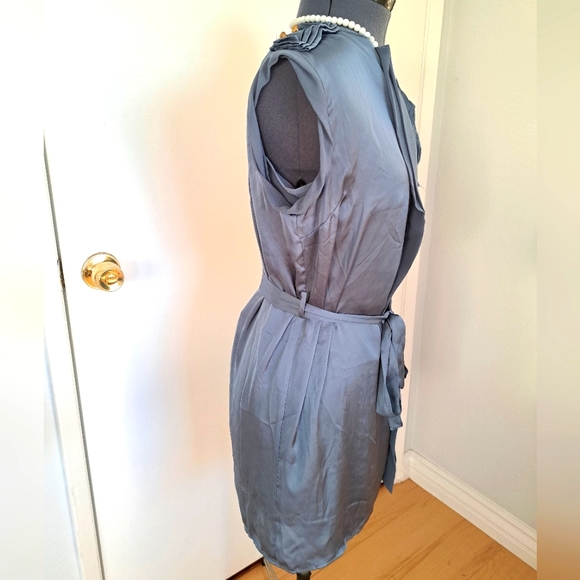 Dusky BLUE Tie Waist Shift Dress Silky Stylized Buttons Midi Love 21 Size SMALL - Picture 2 of 13